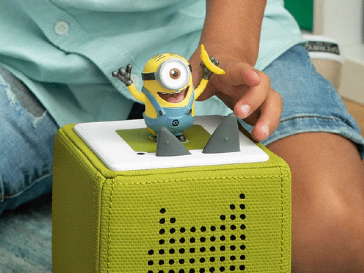 Child Playing With Despicable Me Minion Tonie
